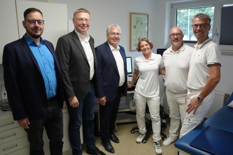 Dr. Maria Münster verstärkt dank Kreis-Förderung das Team der Praxis „Pönighaus, Mehnert & Team“